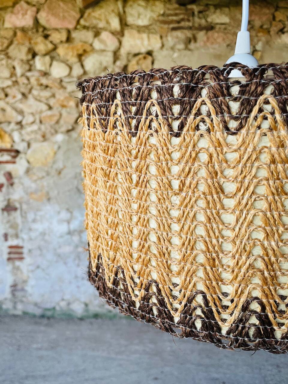 Vintage sisal / jonc de mer pendant light circa 1970's