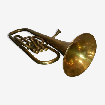 Tuba Pélisson