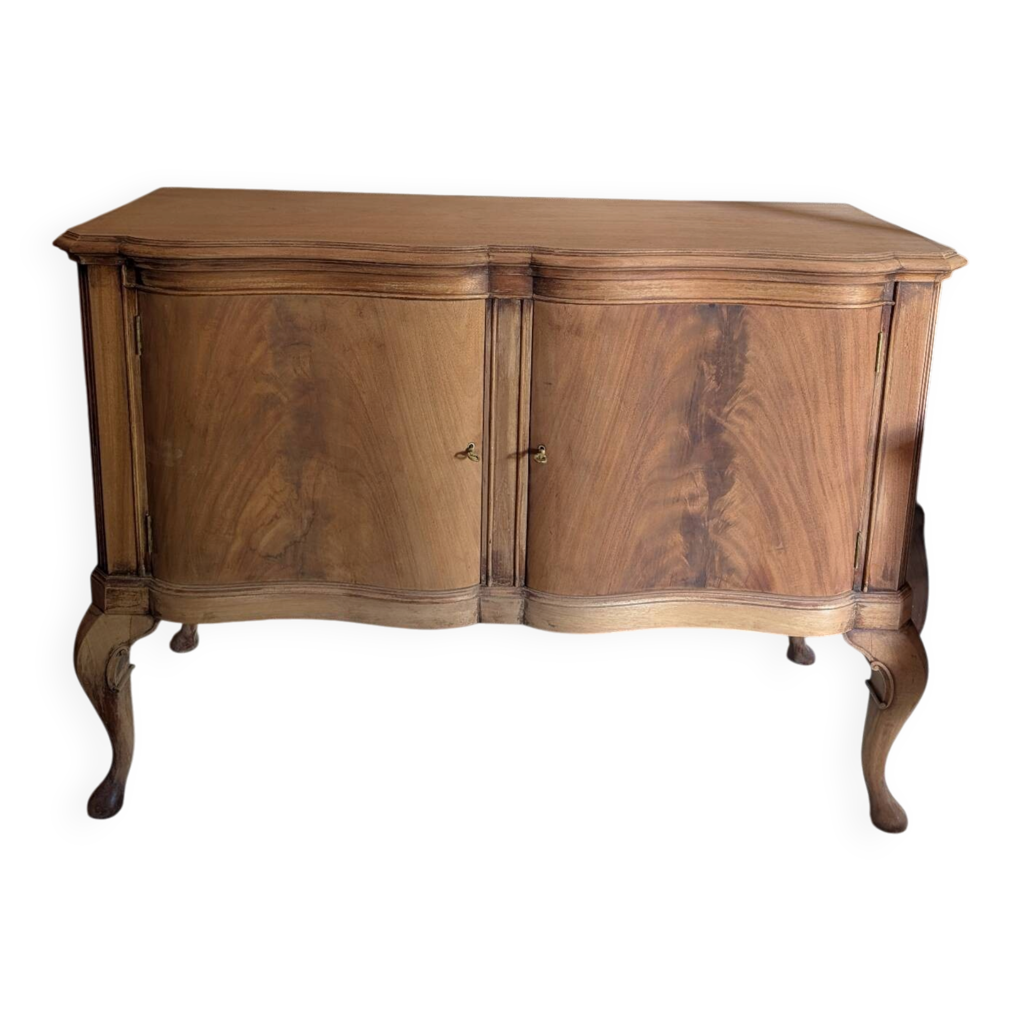 Buffet bas style chippendale