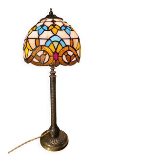 lamp, chiselled bronze base 19th century, and pretty stained glass lampshade