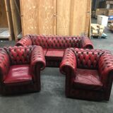 Chesterfield garnet sofa 3 seats and 2 armchairs