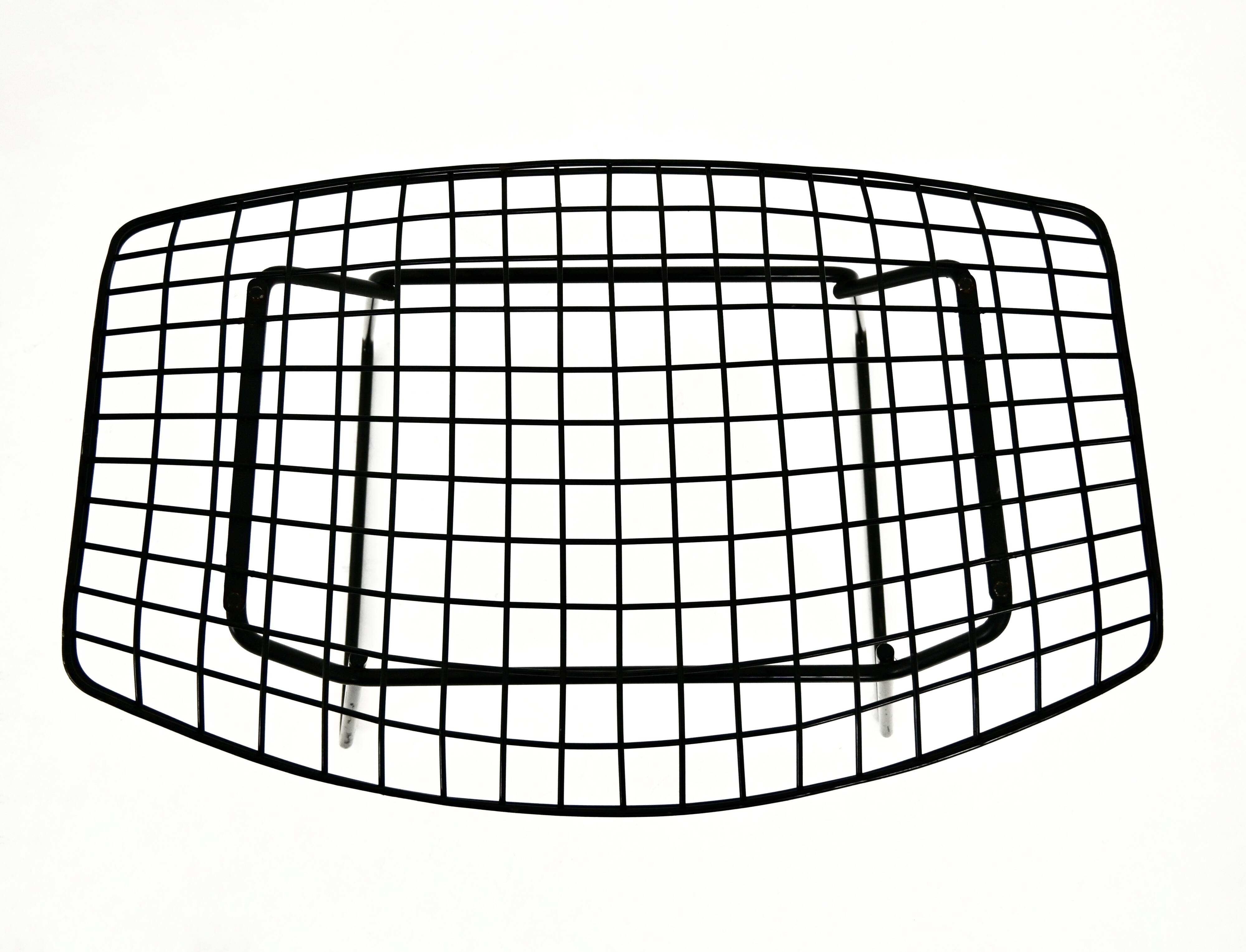 "Bird" armchair and ottoman by Harry Bertoia for Knoll, 1960s