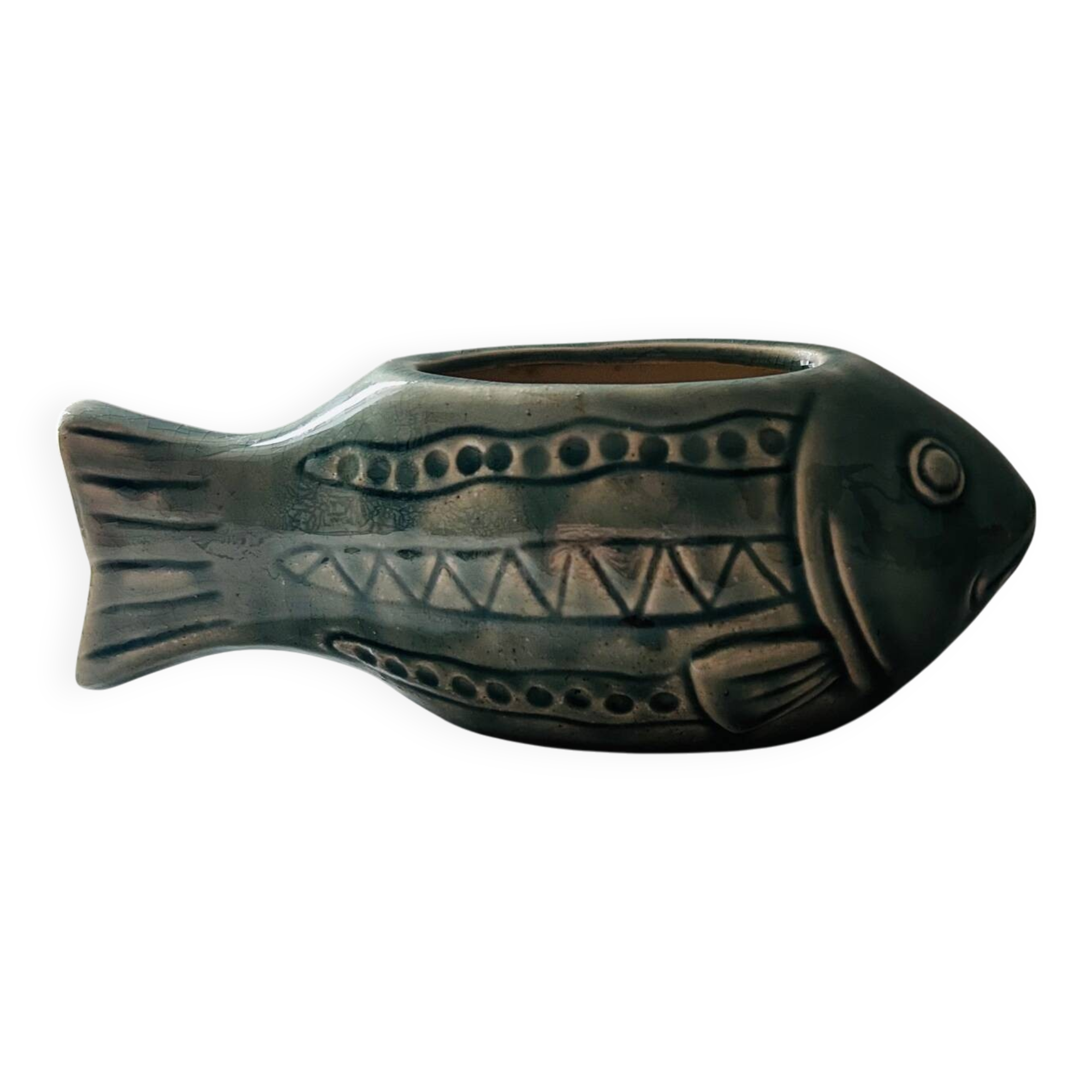Fish vase graphic decor