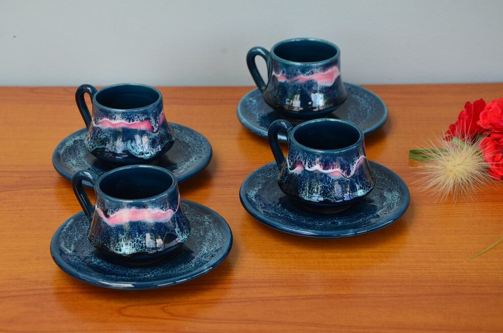 Vallauris blue and pink coffee service