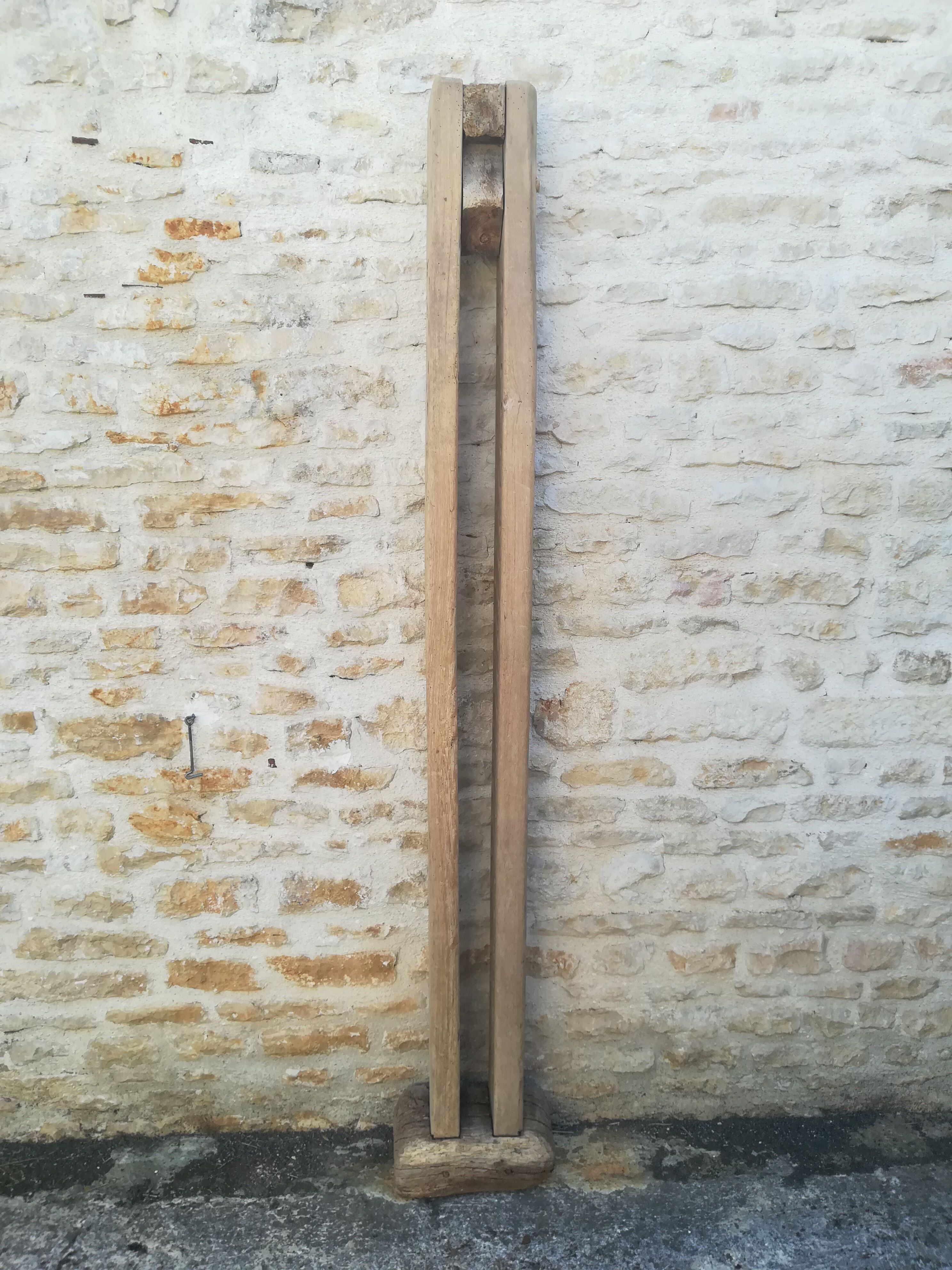 Wooden column