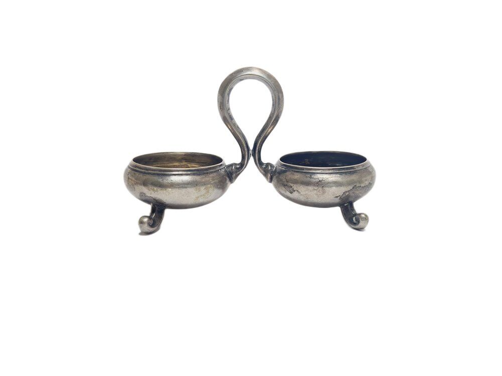 Porte-sel et poivre en argent éclectique, Allemagne, années 1890.