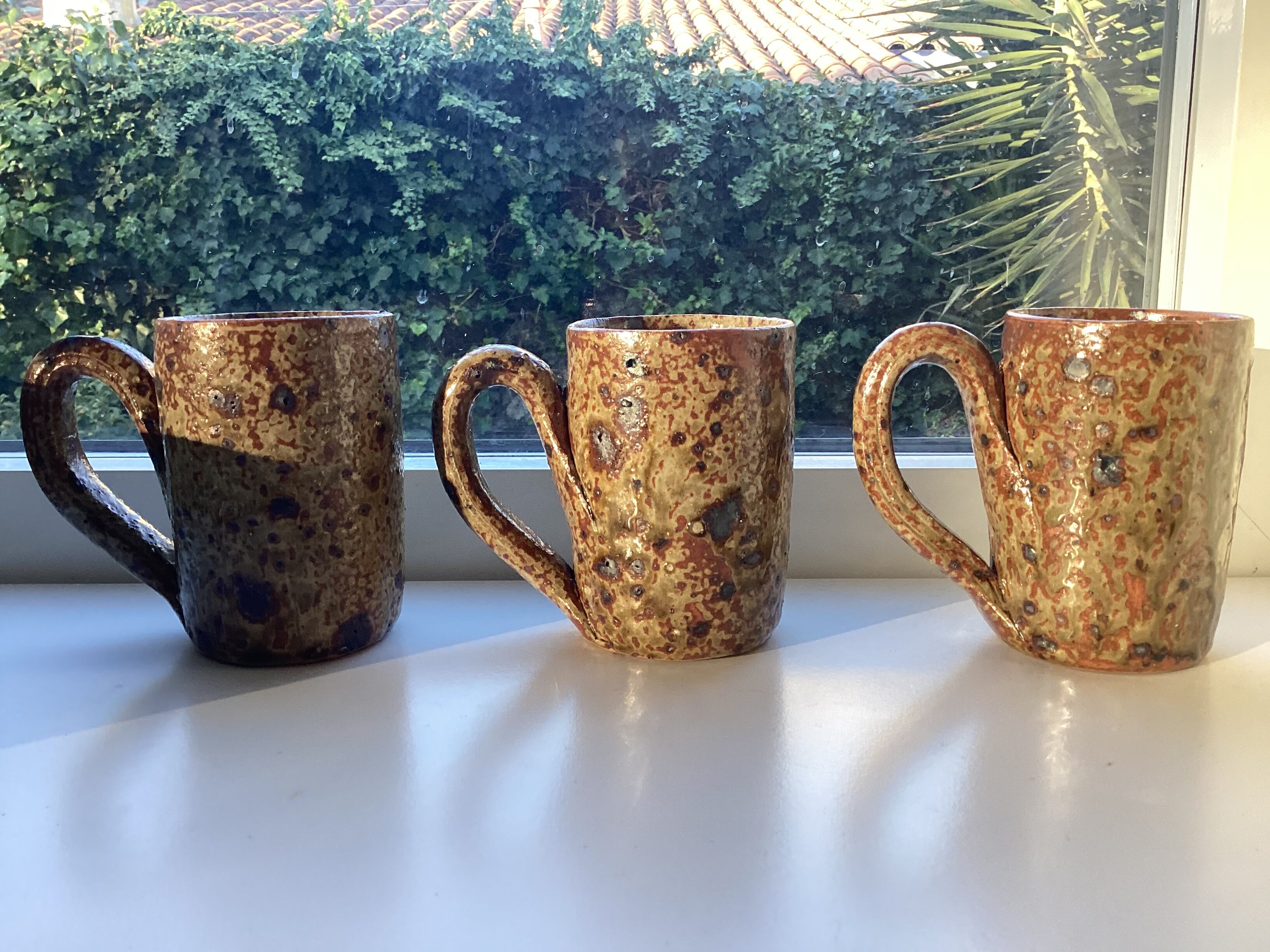 Set of 6 mugs in pyrite sandstone