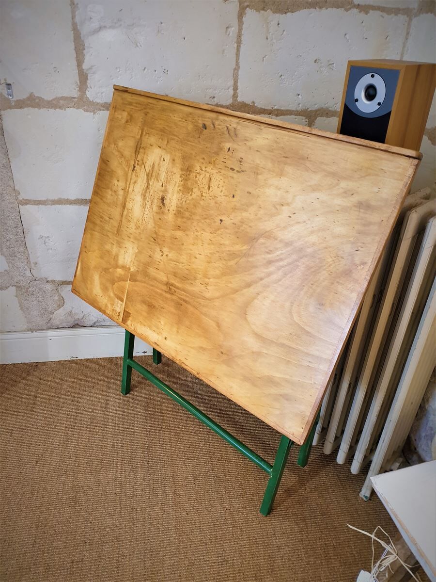 Industrial drawing table