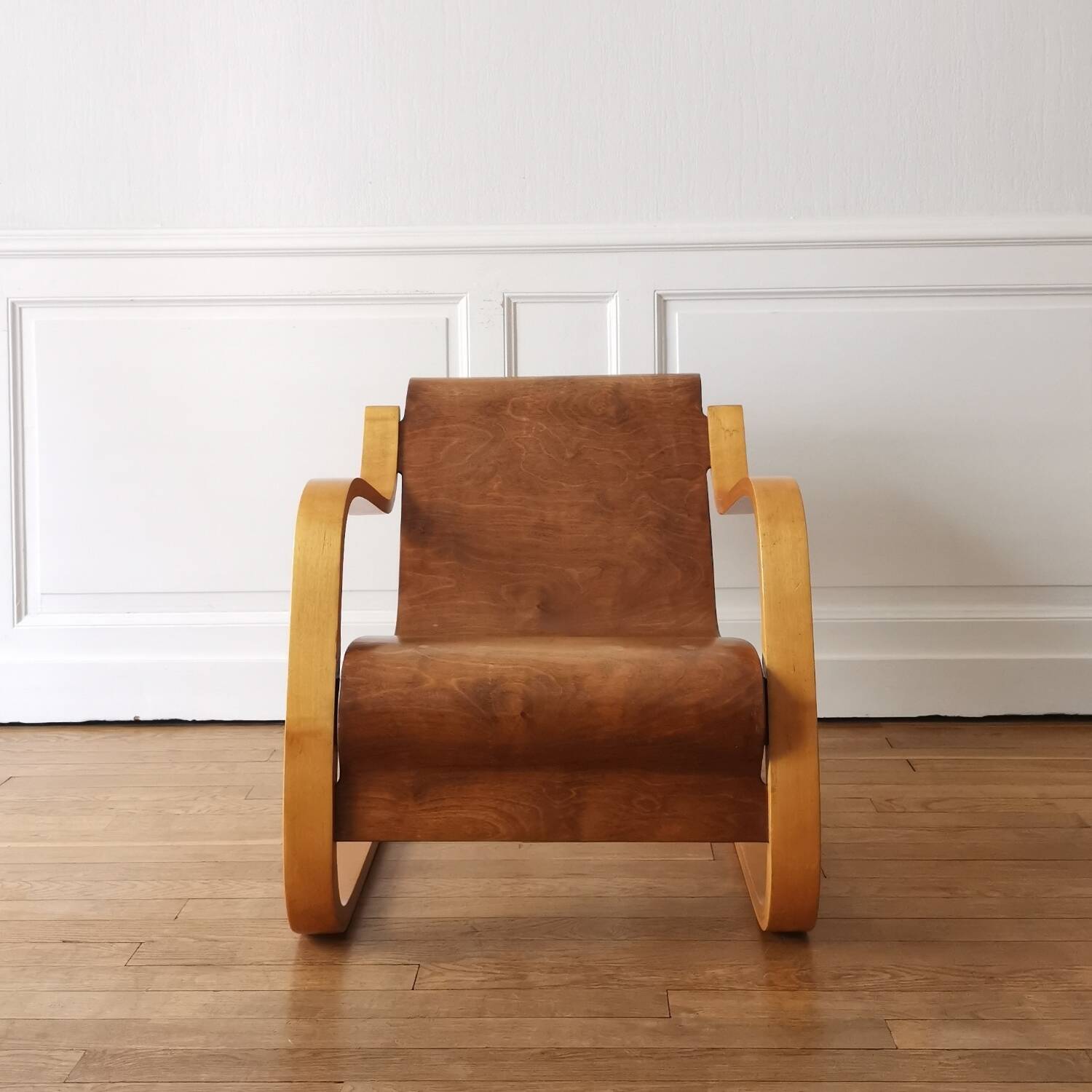 Armchair 31 "Cantilever" by Alvar Aalto, 1930