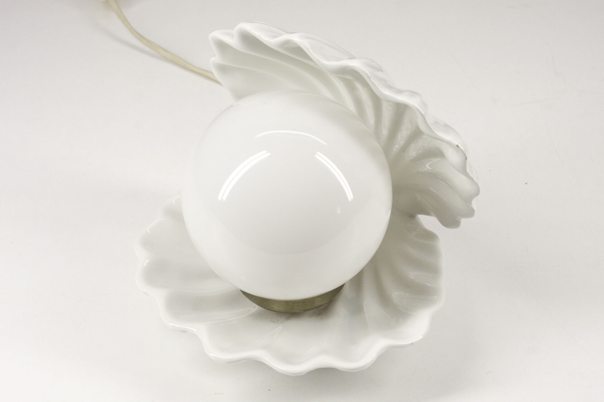 Ceramic lamp shell vintage white manises Spain 70s