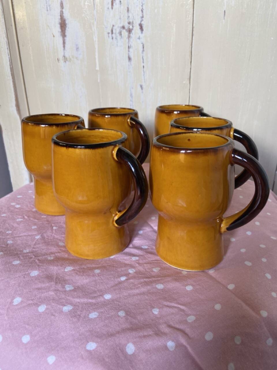 Vintage orange mugs 70s