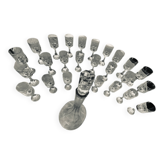 Service Baccarat Narcisse (1972) : 28 verres et carafe