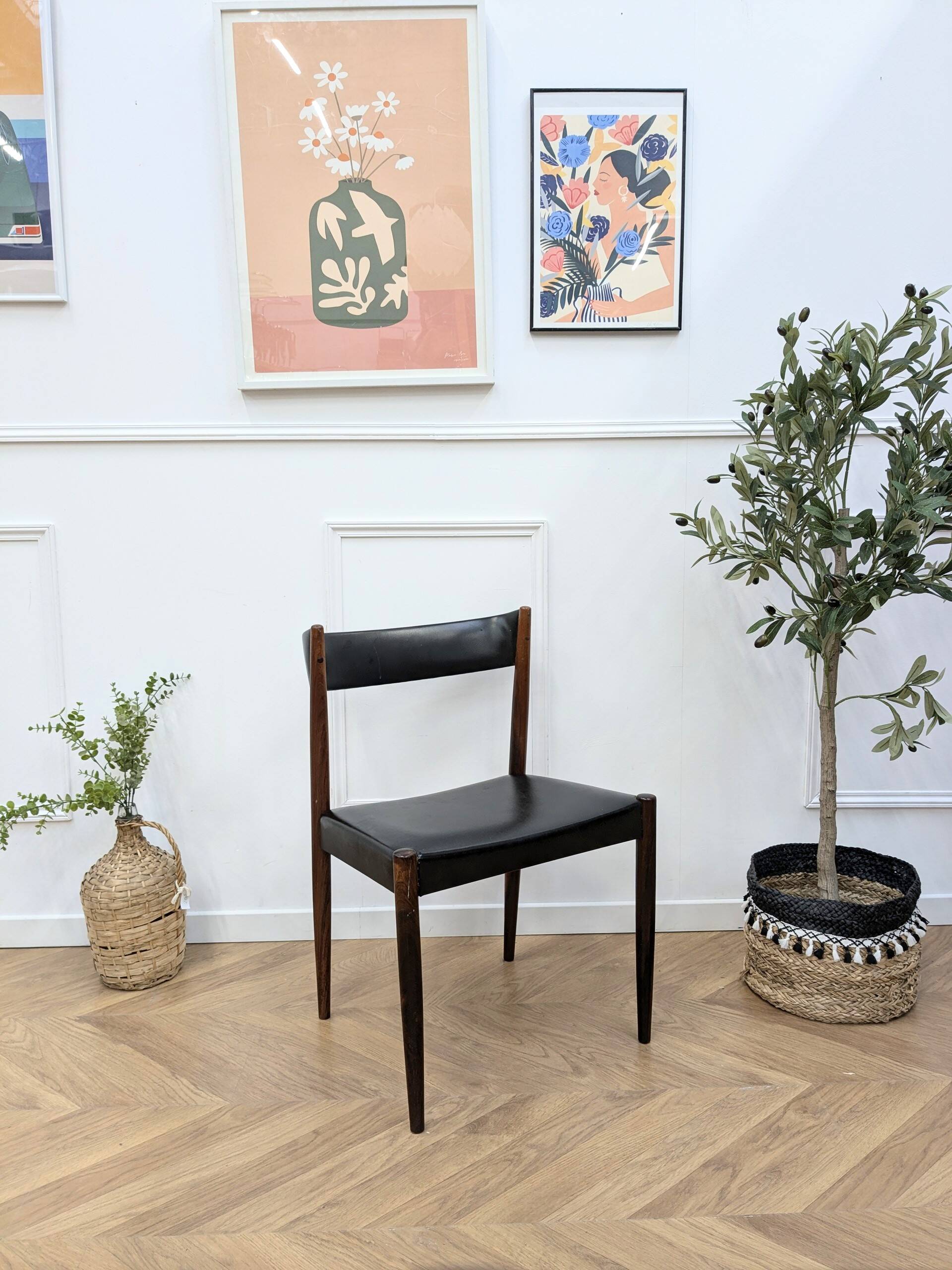 Rio rosewood chair