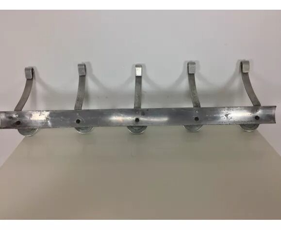 Industrial wall coat rack 5 aluminum hooks