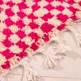 Pure wool rug, size 100 x 200 cm, red