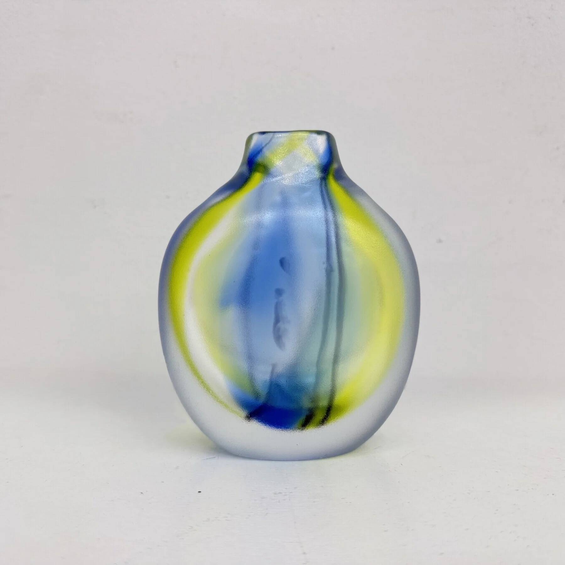 Kosta Boda glass vase Royal Art Collection by Göran Wärff for Kosta Boda Sweden