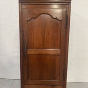 Bonnetière de style Louis Philippe en merisier massif XIX siècle