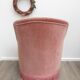 Armchair toad and its footrest in old pink velvet
