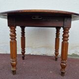 Country table with shutters