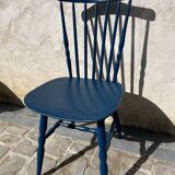 Chaise Baumann bleu