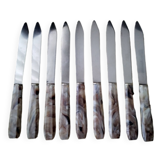 Coffret de 9 couteaux de table vintage  Pradel