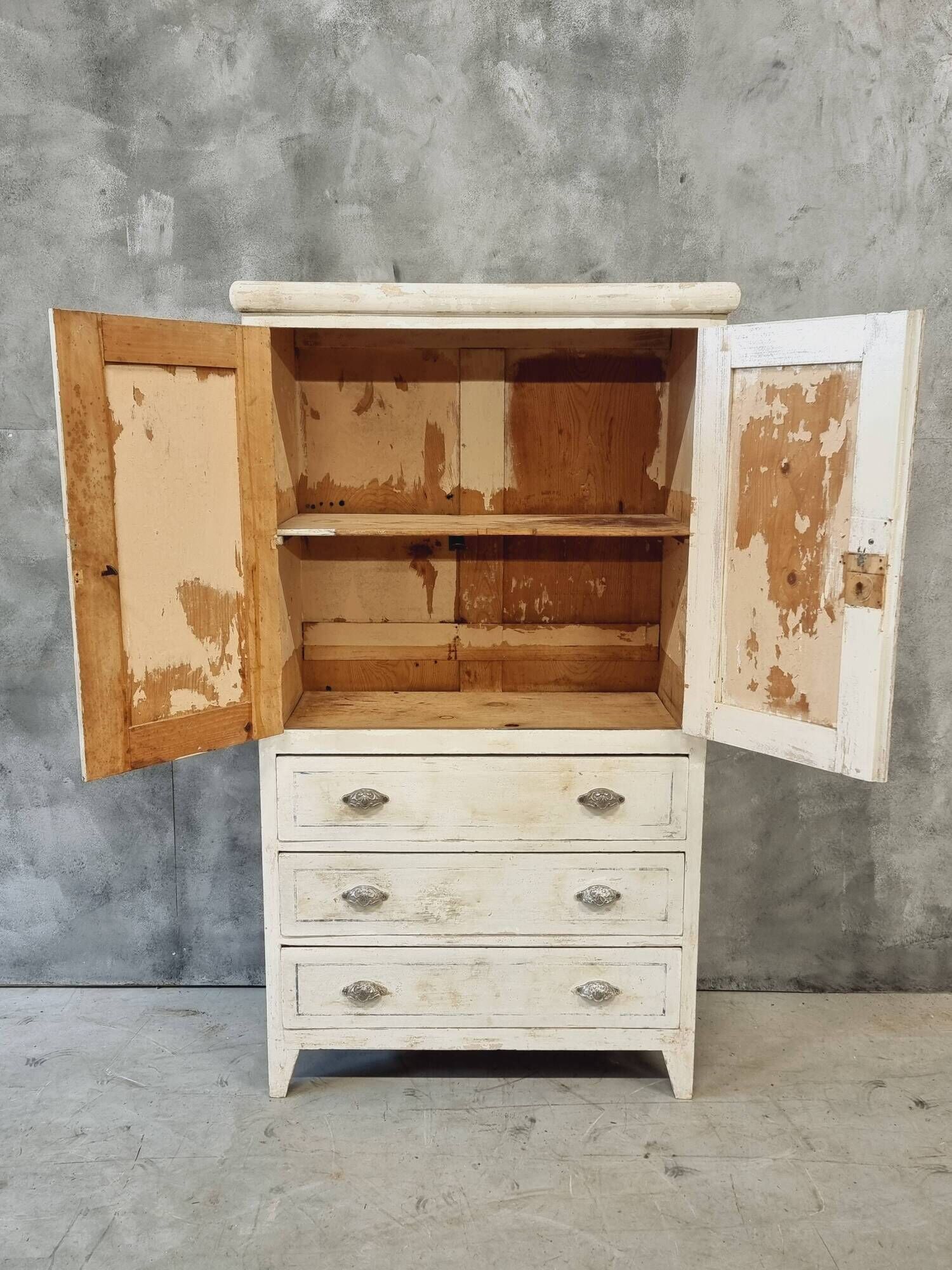 Armoire ancienne française brocante blanche avec tiroirs 83x148 cm