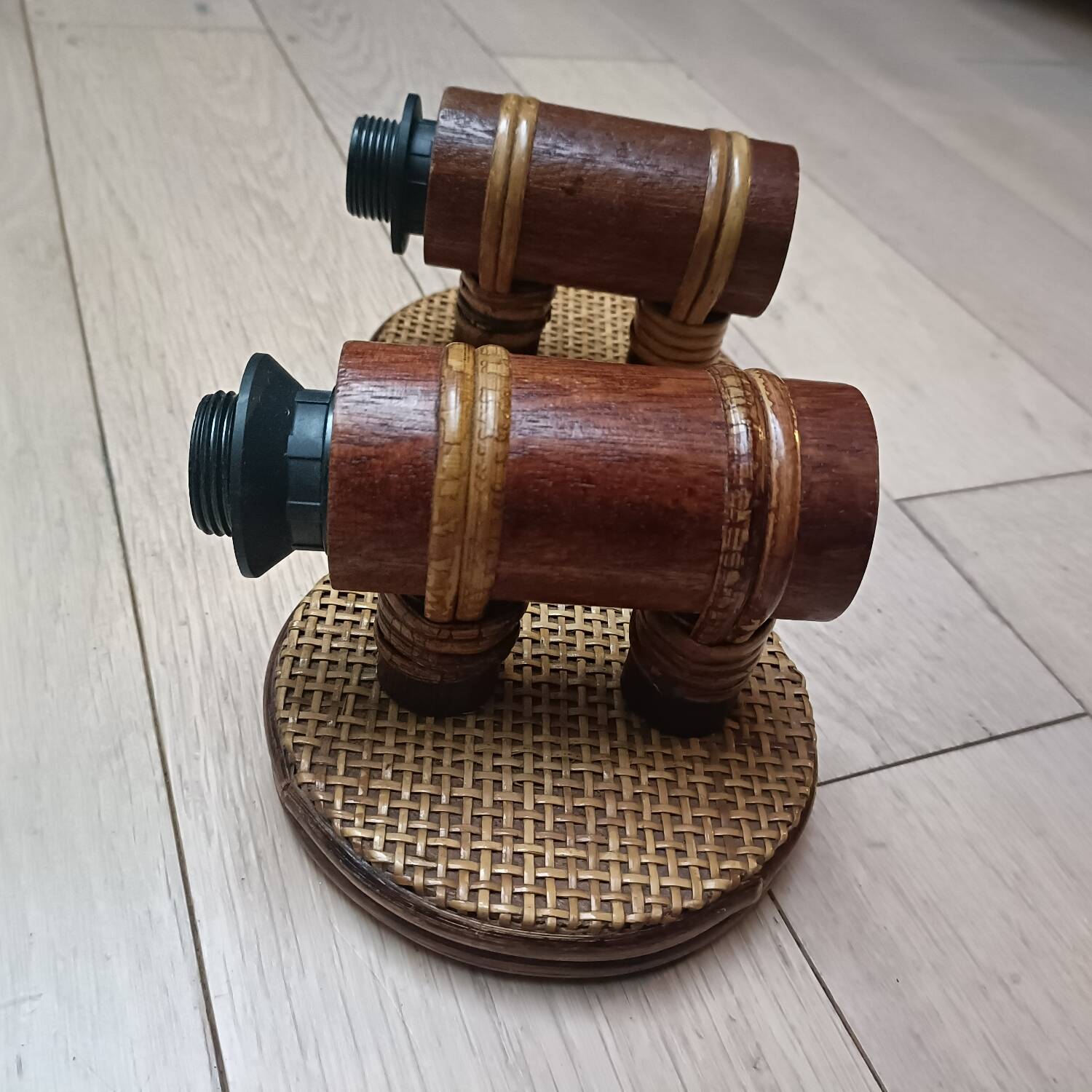 Pair of wall lights in rattan and caning