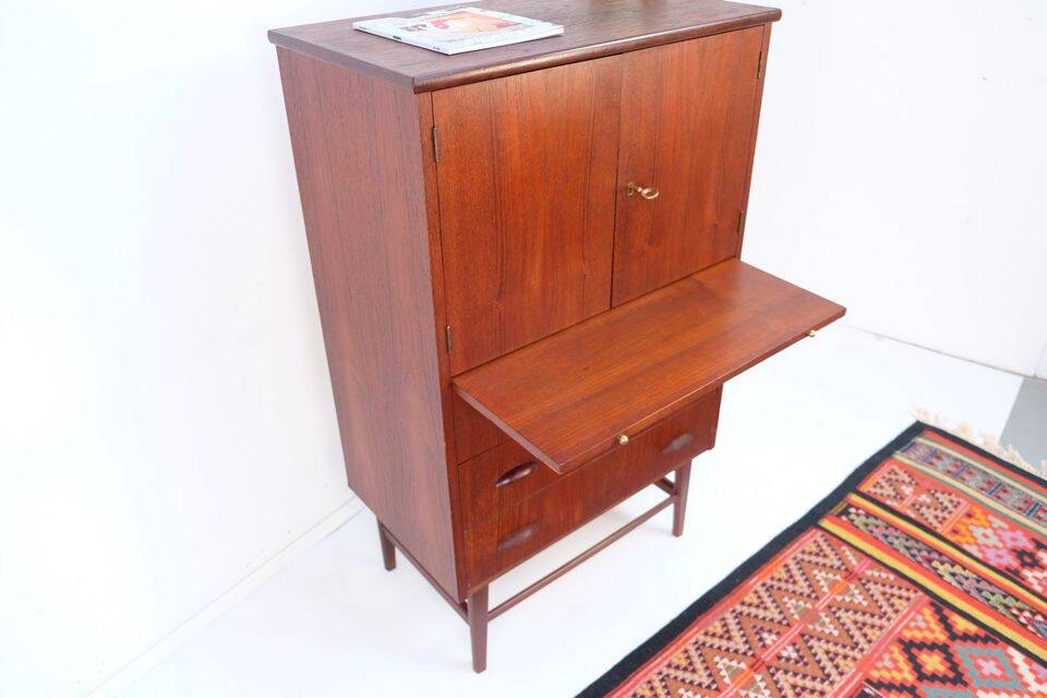 Teak secretary in Danish style, 60s/70s, retro style.