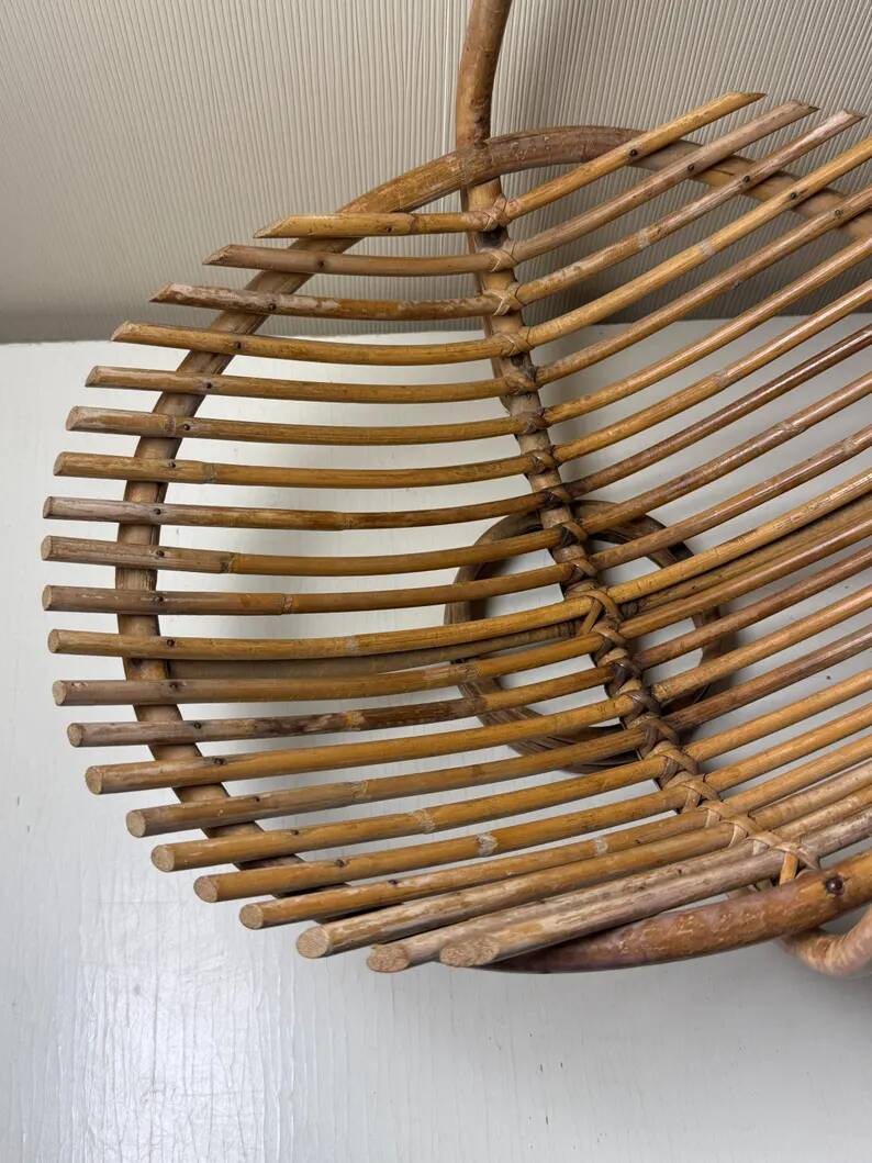 Vintage bamboo and rattan fruit bowl – Large fruit basket, boho chic / Riviera, retro centrepiece – Mid-Century 60s design