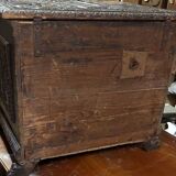 Small finely carved wooden chest, Renaissance style, 19th century, Tuscany