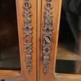 Vitrine de metier ancienne en bois de noyer XXème