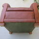 Paire de fauteuils club en cuir
