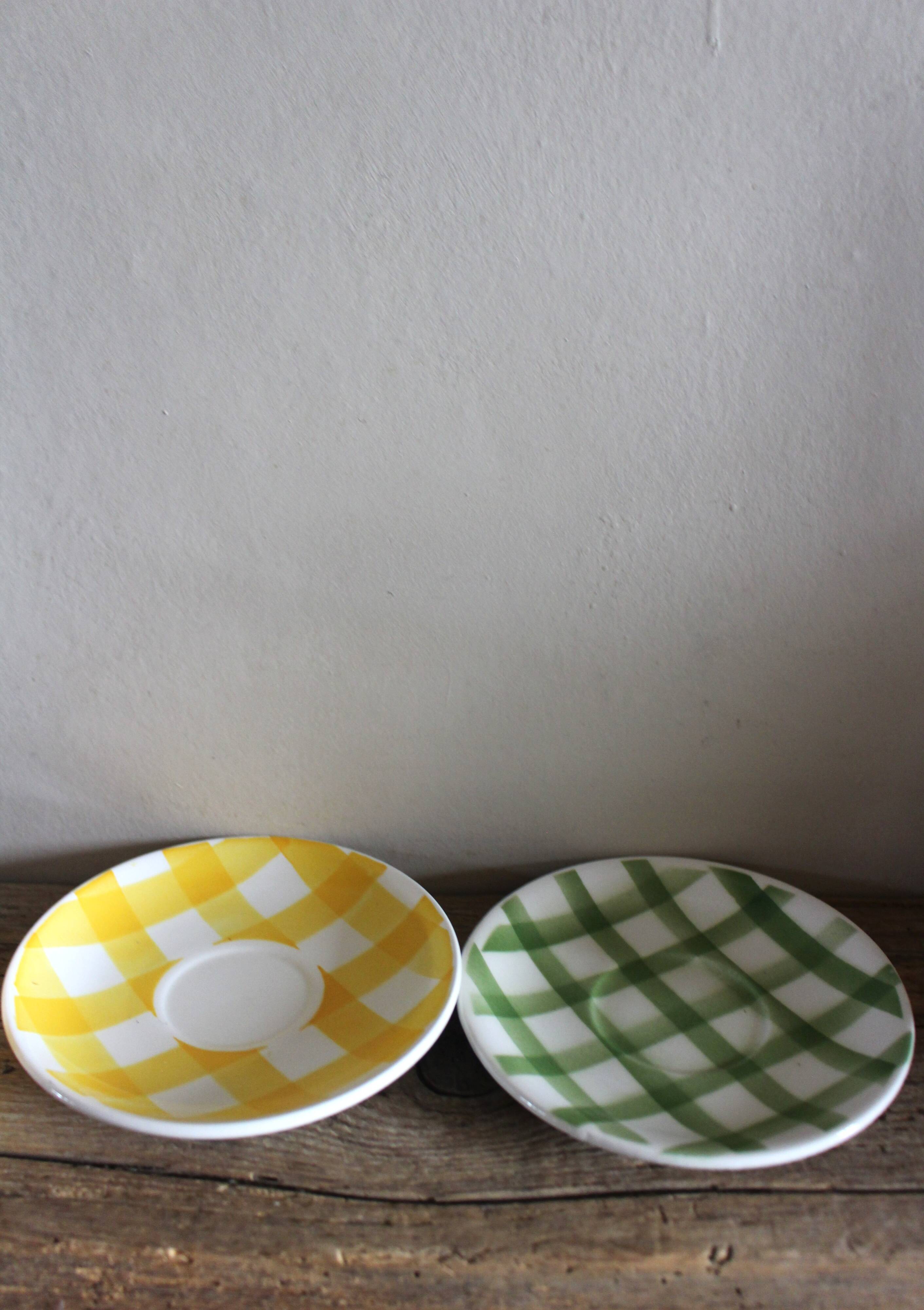 2 cups saucers Square Yellow Green Vintage