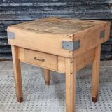 Vintage chopping block butcher table kitchen island