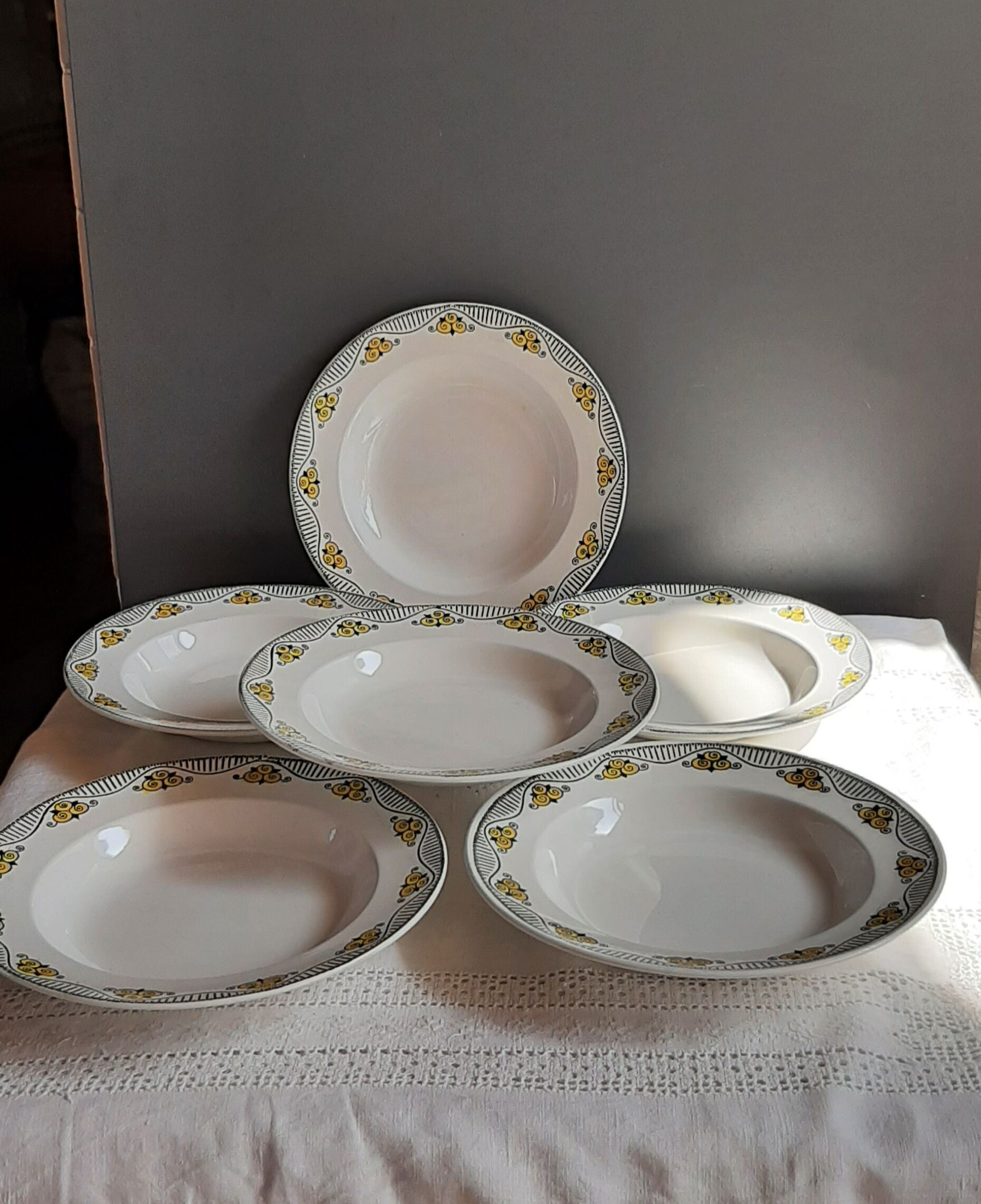 Villeroy & Boch deep plates