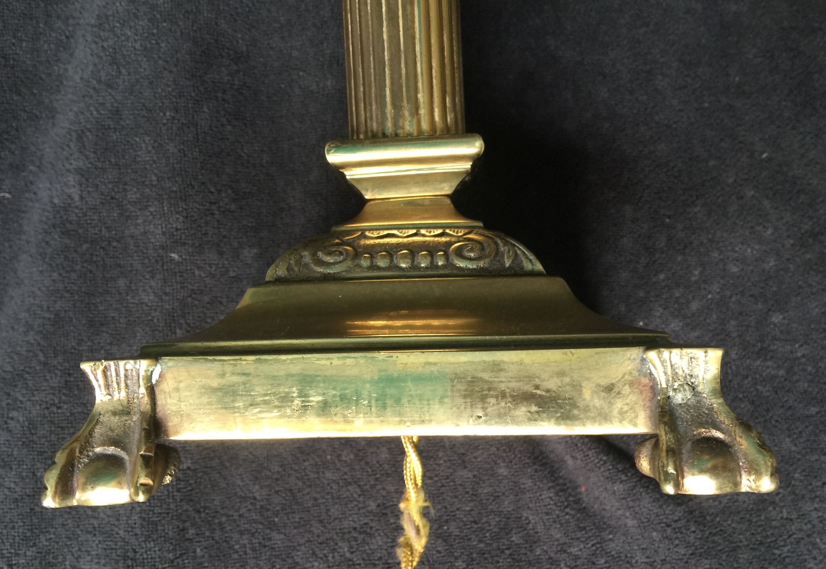 Bronze lamp foot fluted barrel with capitals