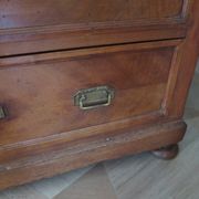Louis Philippe style chest of drawers with 4 drawers in solid walnut and marble, 1900-1950.