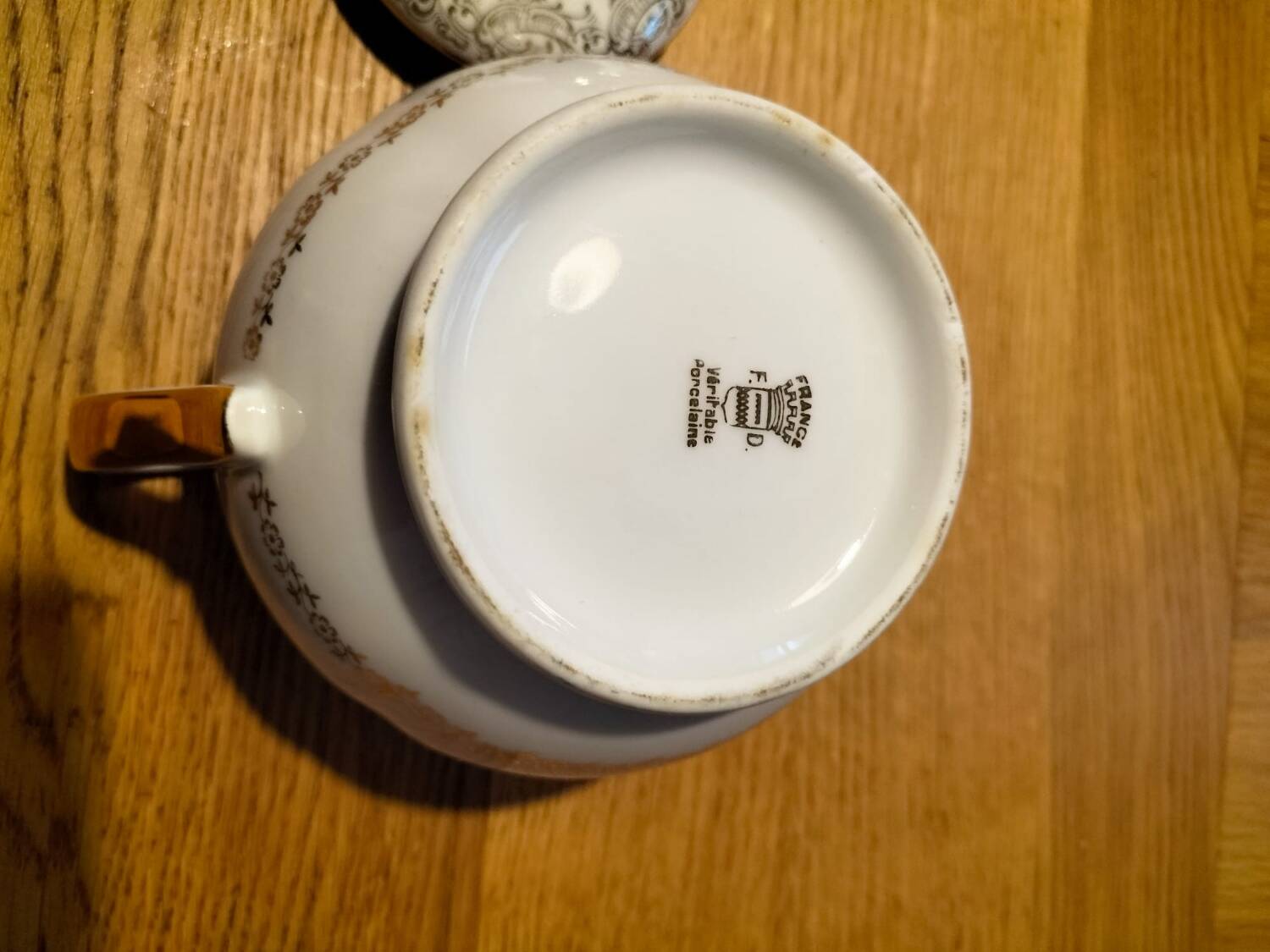 Sugar bowl and milk jug French porcelain FD