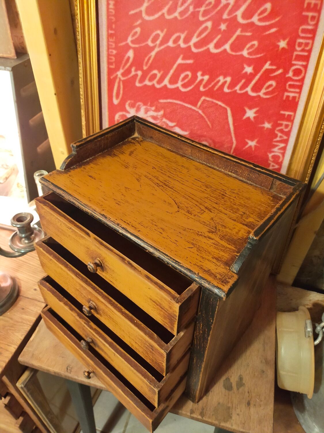 Haberdashery or watchmaking furniture