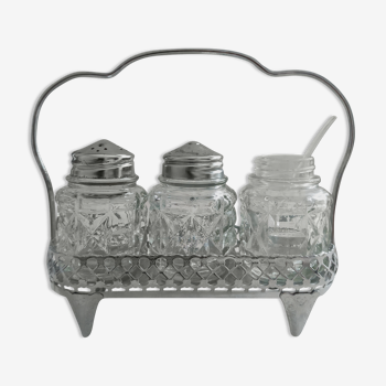 Pepper and mustard salt shaker in silver panière