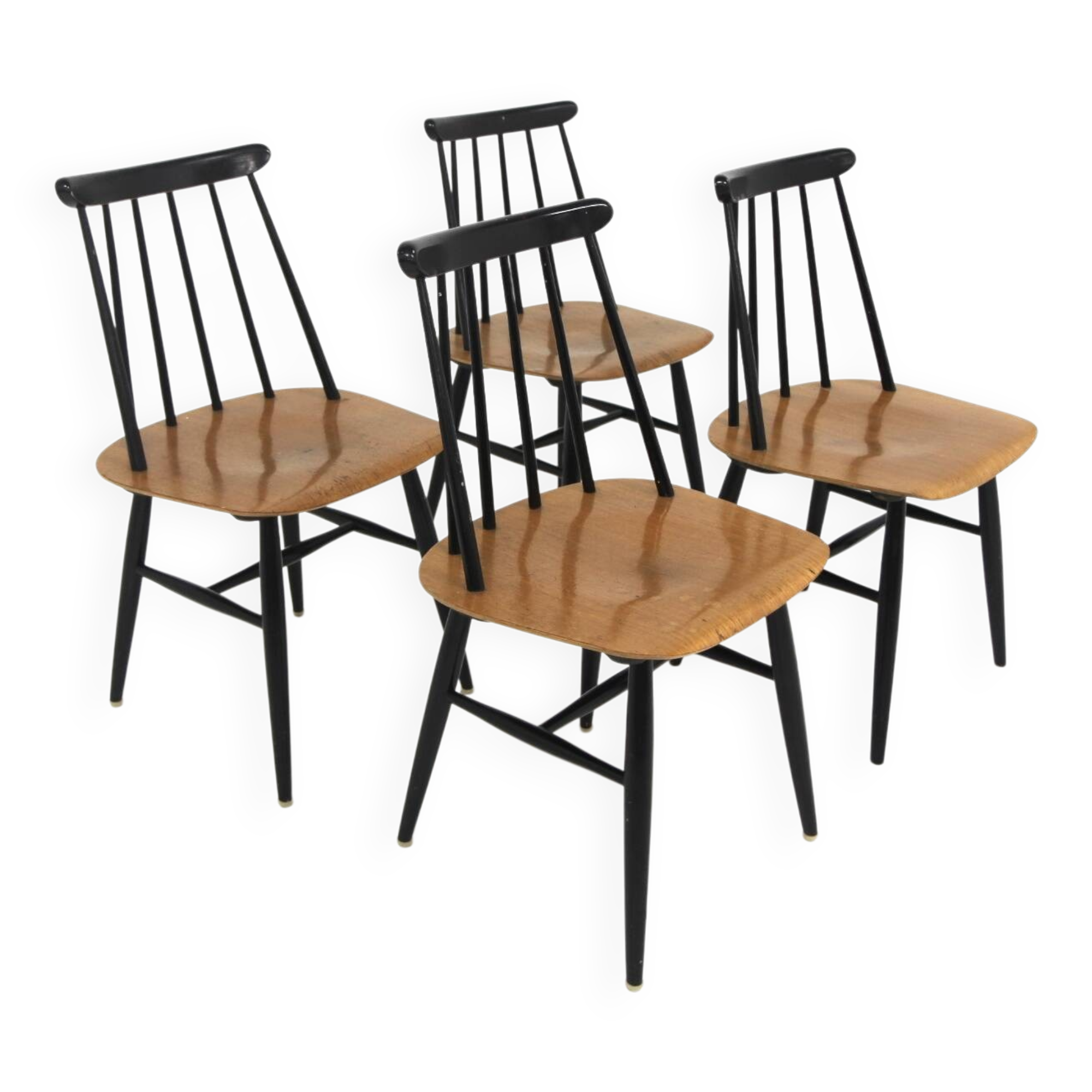 Set de 4 chaises "Fanett" en teck par Ilmari Tapiovaara, Suède, 1960