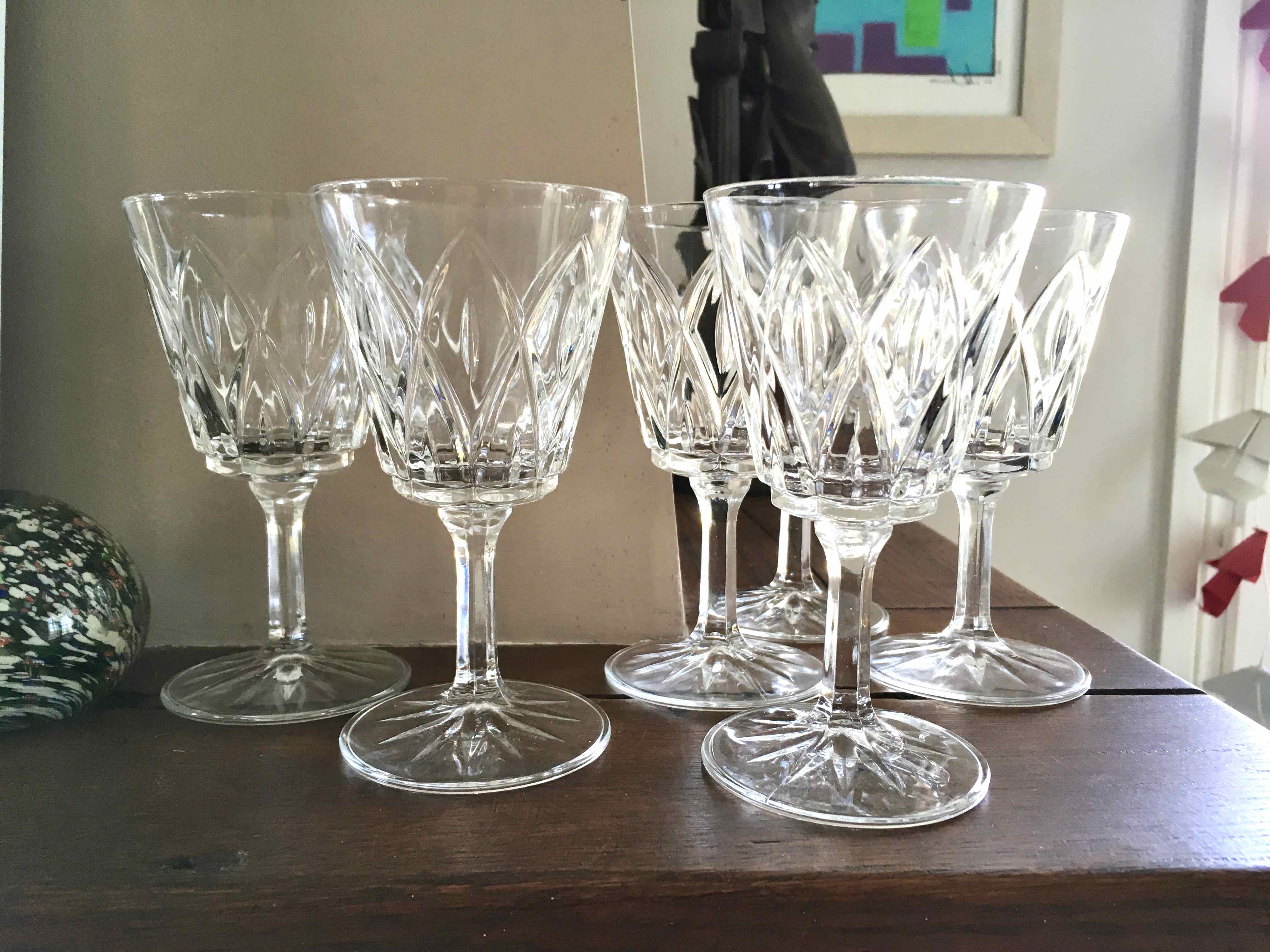 Set of 6 vintage wine glasses