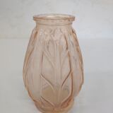 Old pink blown glass soliflore