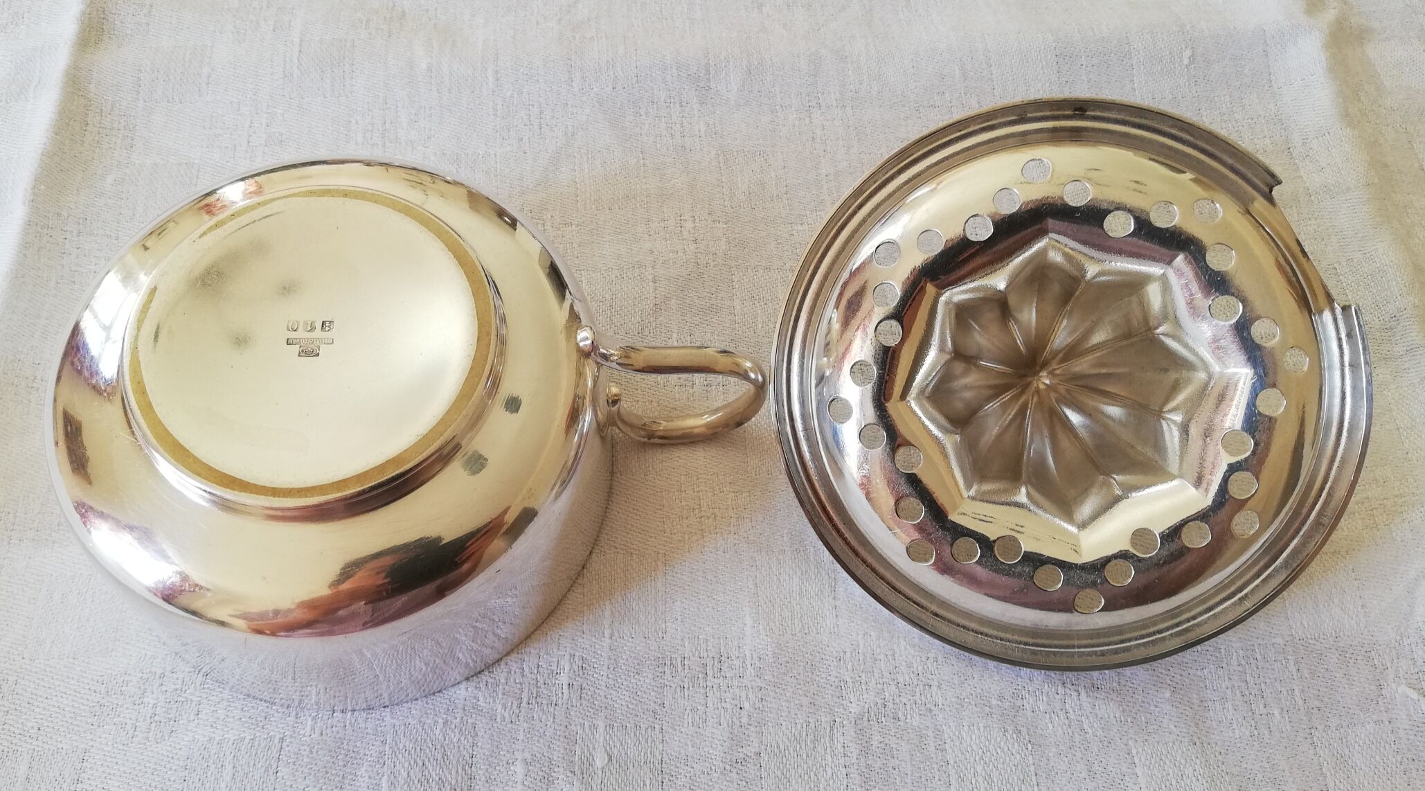 Silver metal citrus press Christofle