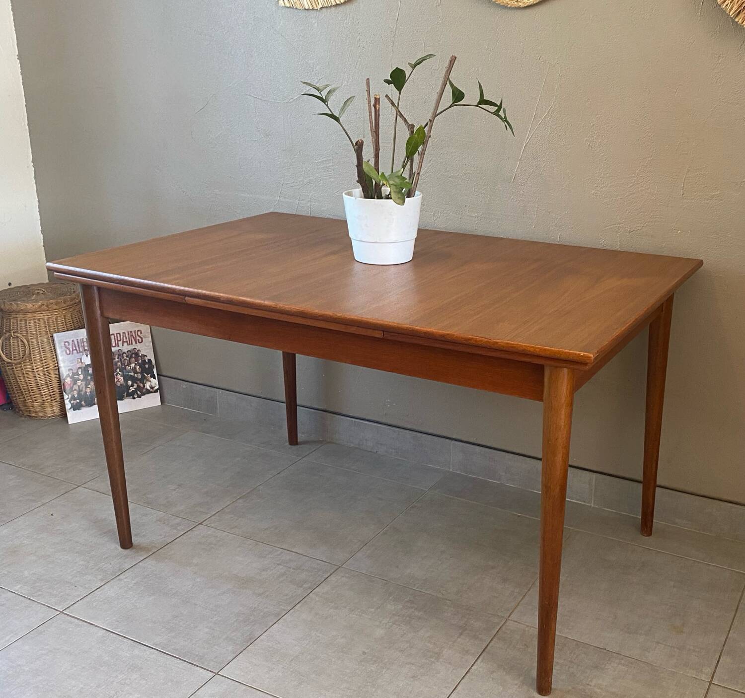 Vintage teak table with extensions