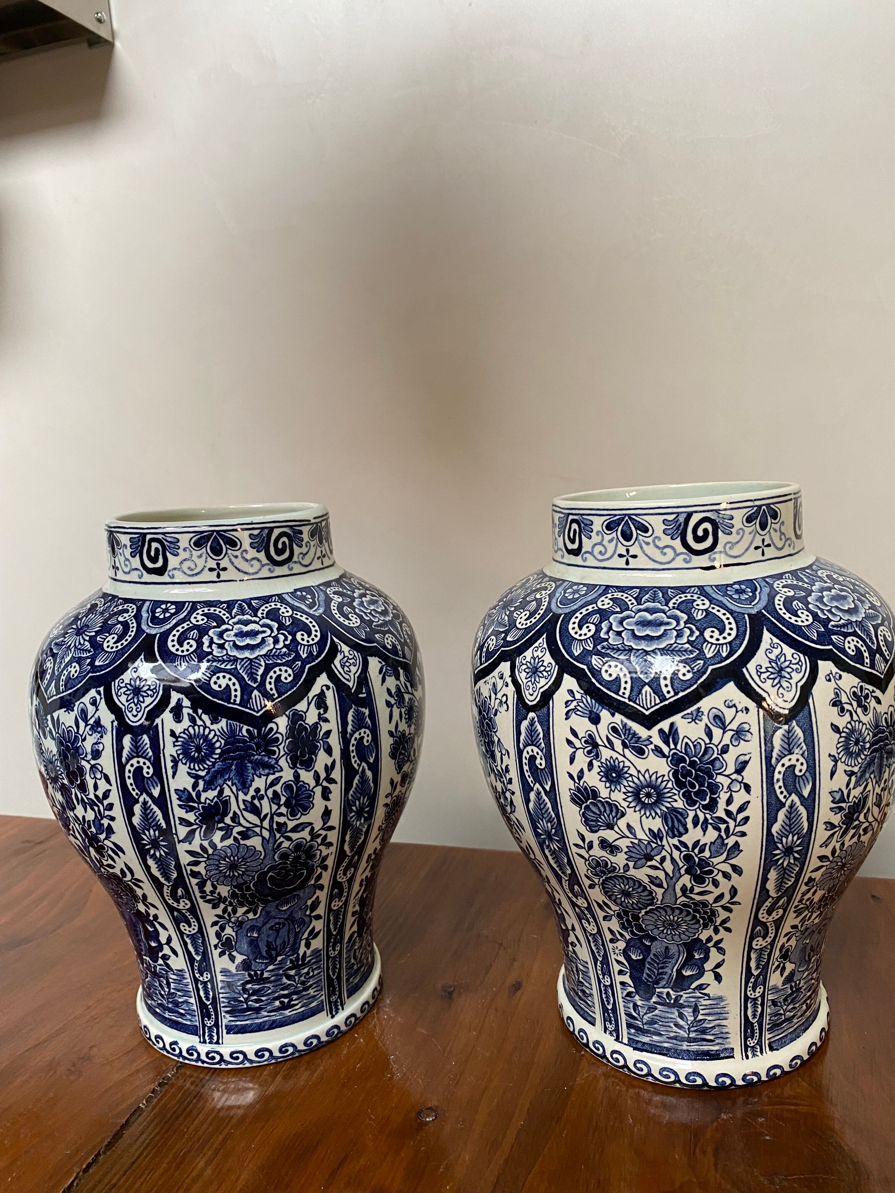 Paire de vases