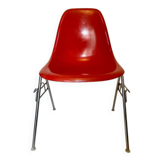 Eames Dss chair Fiberglass, H Miller