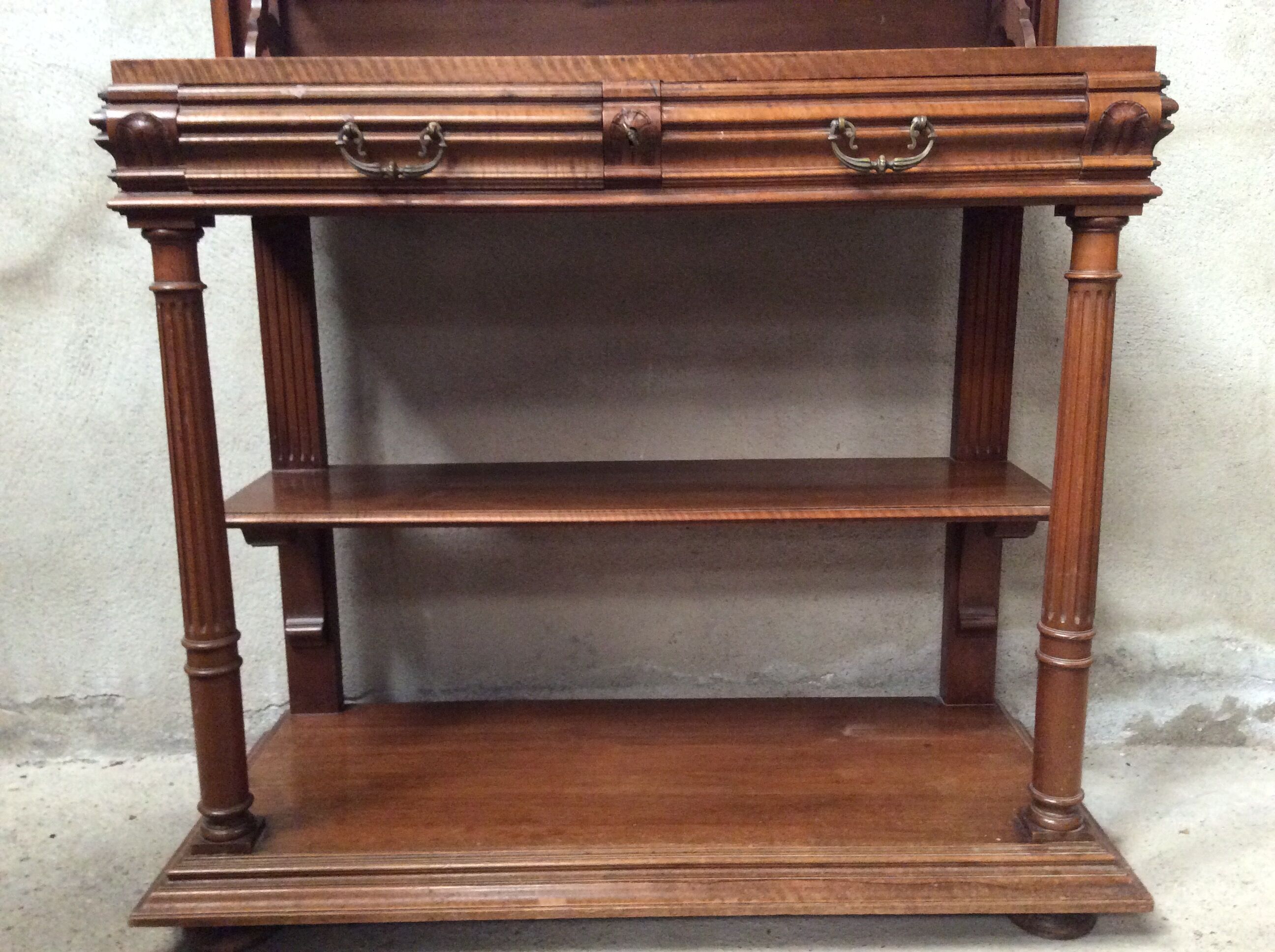 Neoclassical dessert walnut marble classic Henri ll