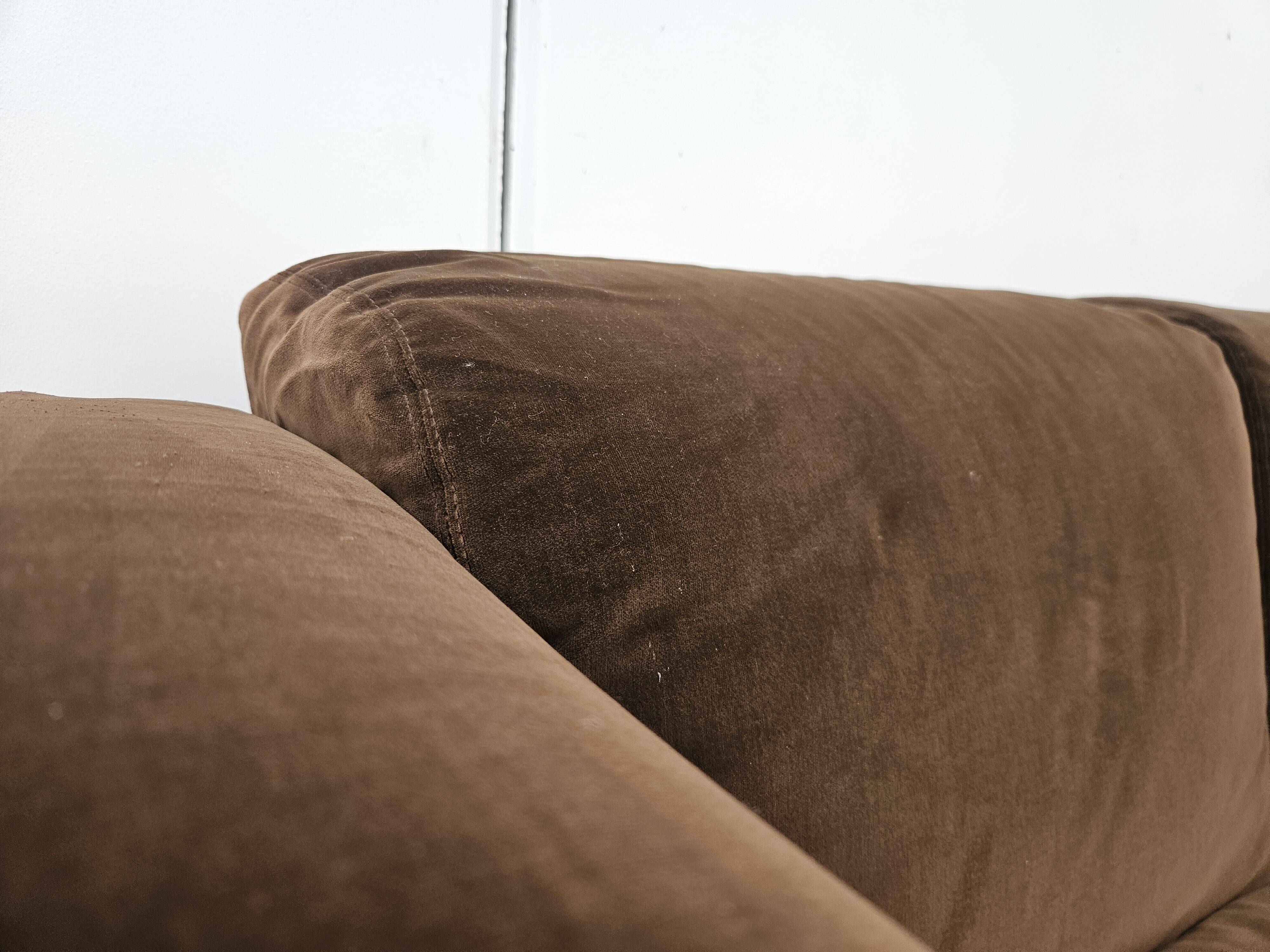 Tecno D120 three-seater sofa by Valeria Borsani and Alfredo Bonetti, 1966