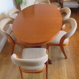 Baumann oval table
